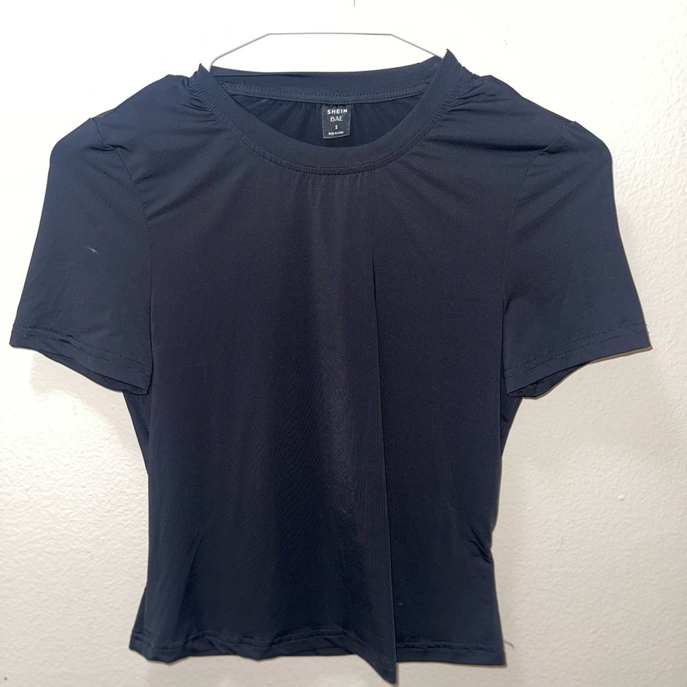 Black workout top- size small